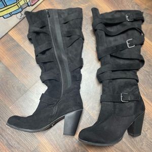 Torrid size 9 boots
